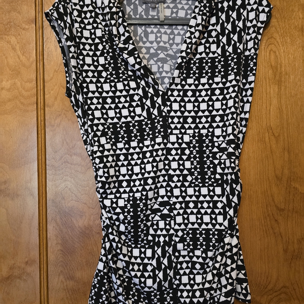 Vince Camuto Black and White Patterned Blouse